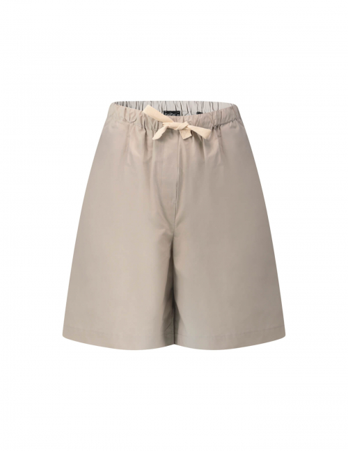 Alef Alef | אלף אלף - בגדי מעצבים | מכנסי ברמודה JAGUAR אפור בהיר Alef Alef | אלף אלף - בגדי מעצבים | מכנסי ברמודה JAGUAR אפור בהיר