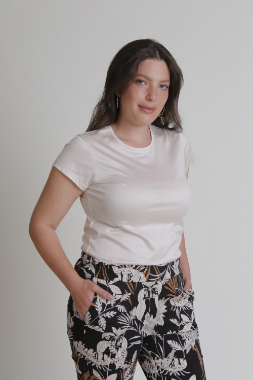 Alef Alef | אלף אלף - בגדי מעצבים | טי שירט LION שמנת Alef Alef | אלף אלף - בגדי מעצבים | טי שירט LION שמנת