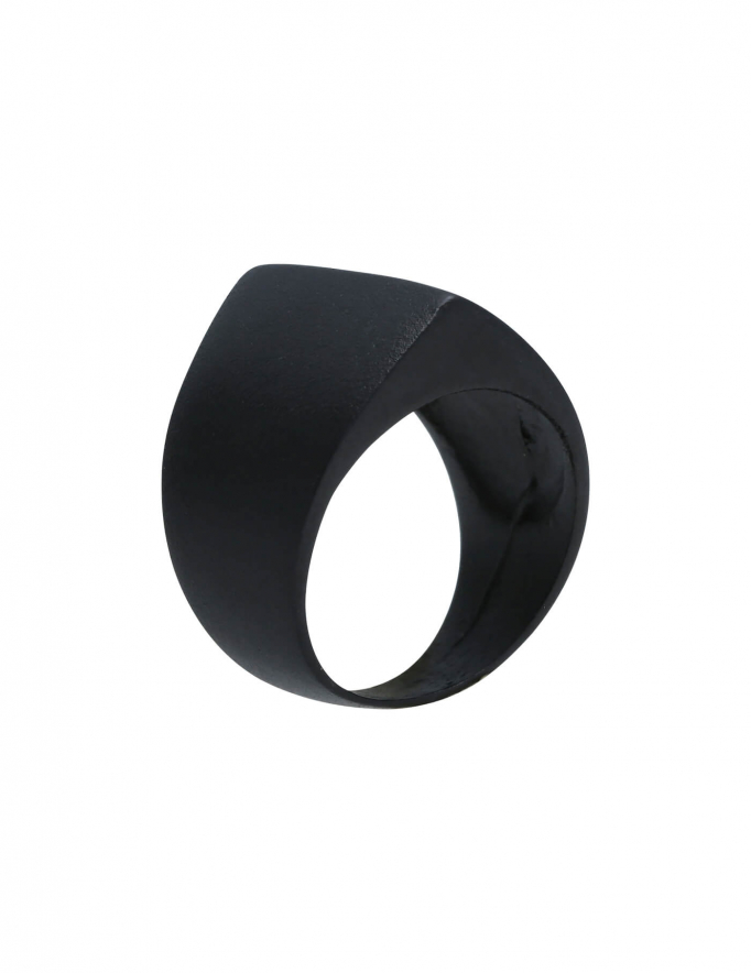 Alef Alef | אלף אלף - בגדי מעצבים | טבעת דרופ XL שחור