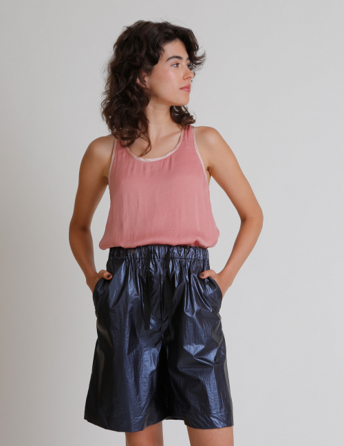 Alef Alef | אלף אלף - בגדי מעצבים | מכנסי ברמודה JAGUAR כחול מטאלי Alef Alef | אלף אלף - בגדי מעצבים | מכנסי ברמודה JAGUAR כחול מטאלי