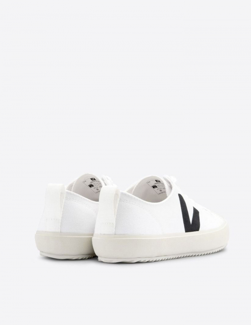 Alef Alef | אלף אלף - בגדי מעצבים | VEJA NOVA | קנבס שחור לבן Alef Alef | אלף אלף - בגדי מעצבים | VEJA NOVA | קנבס שחור לבן