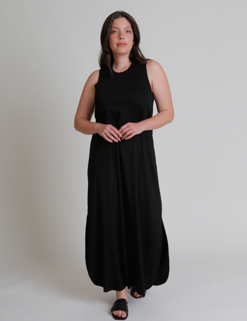 Alef Alef | אלף אלף - בגדי מעצבים | שמלת מקסי ASTER שחור Alef Alef | אלף אלף - בגדי מעצבים | שמלת מקסי ASTER שחור