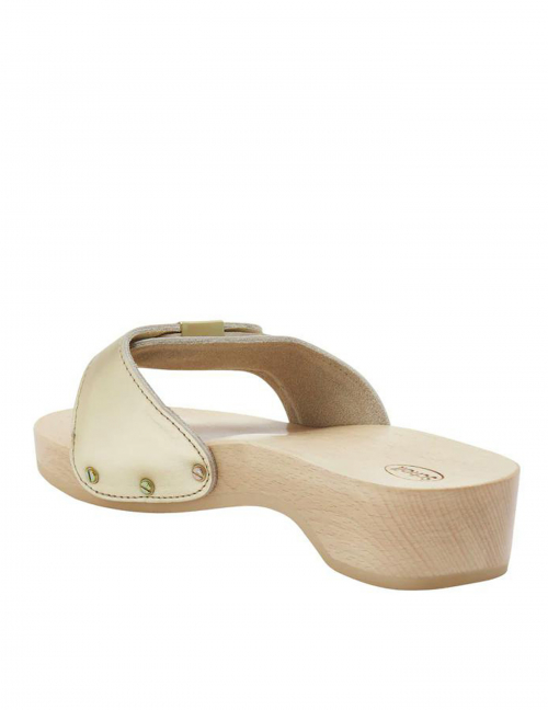 Alef Alef | אלף אלף - בגדי מעצבים | כפכפי עץ עם עקב PESCURA זהב Alef Alef | אלף אלף - בגדי מעצבים | כפכפי עץ עם עקב PESCURA זהב