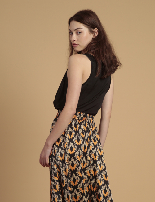 Alef Alef | אלף אלף - בגדי מעצבים | חצאית מידי TIGER גאומטרי פרינט כתום Alef Alef | אלף אלף - בגדי מעצבים | חצאית מידי TIGER גאומטרי פרינט כתום