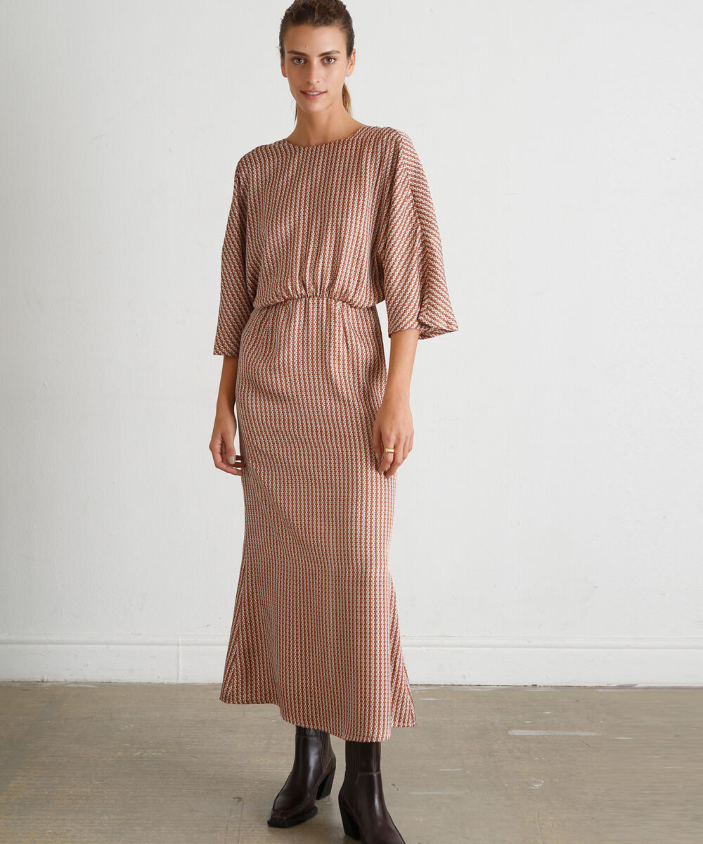 שמלת KIM כוורת חום