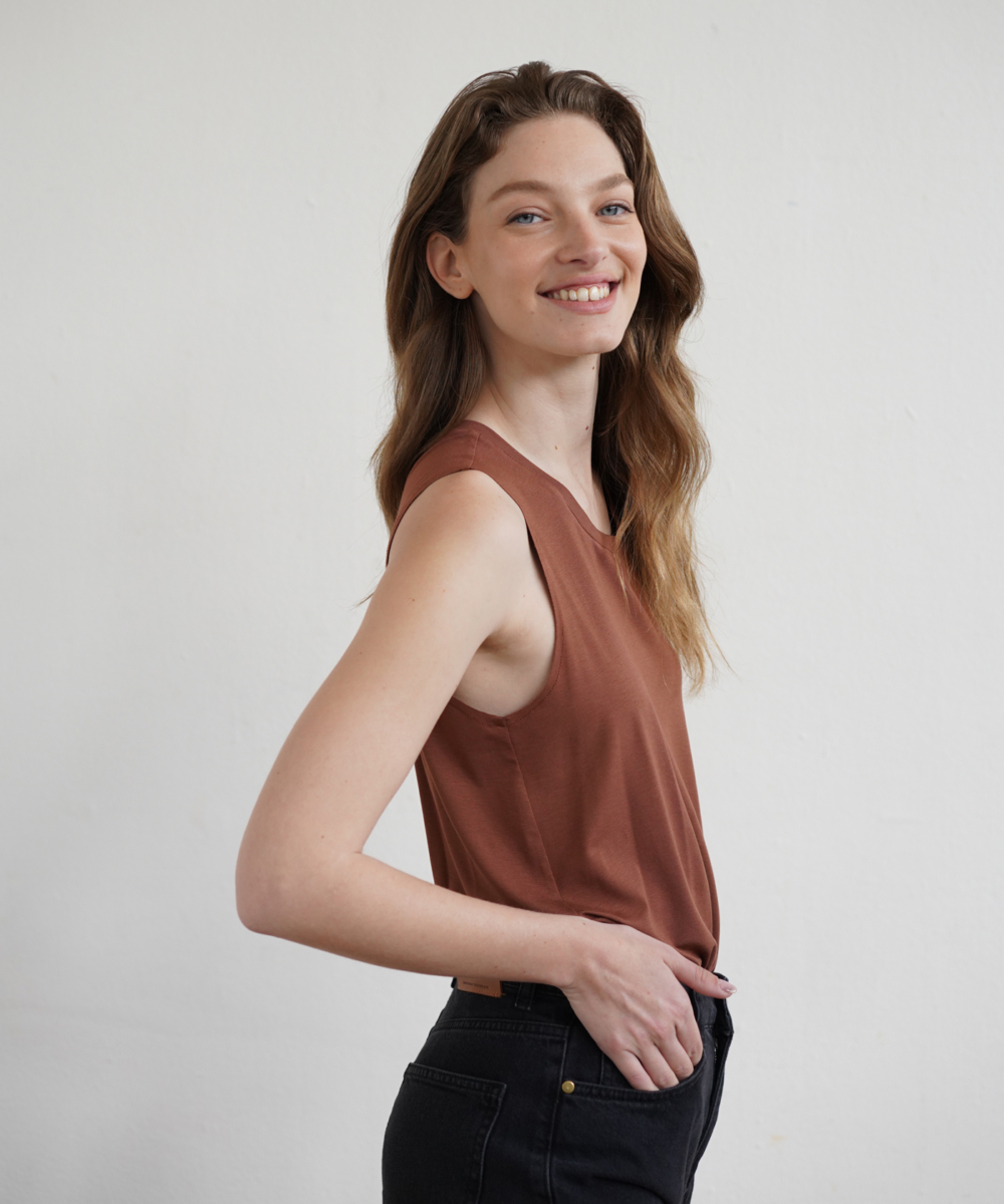 גופיית ICONIC חמרה