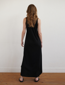 Alef Alef | אלף אלף - בגדי מעצבים | שמלת מקסי TUNNEL שחורה