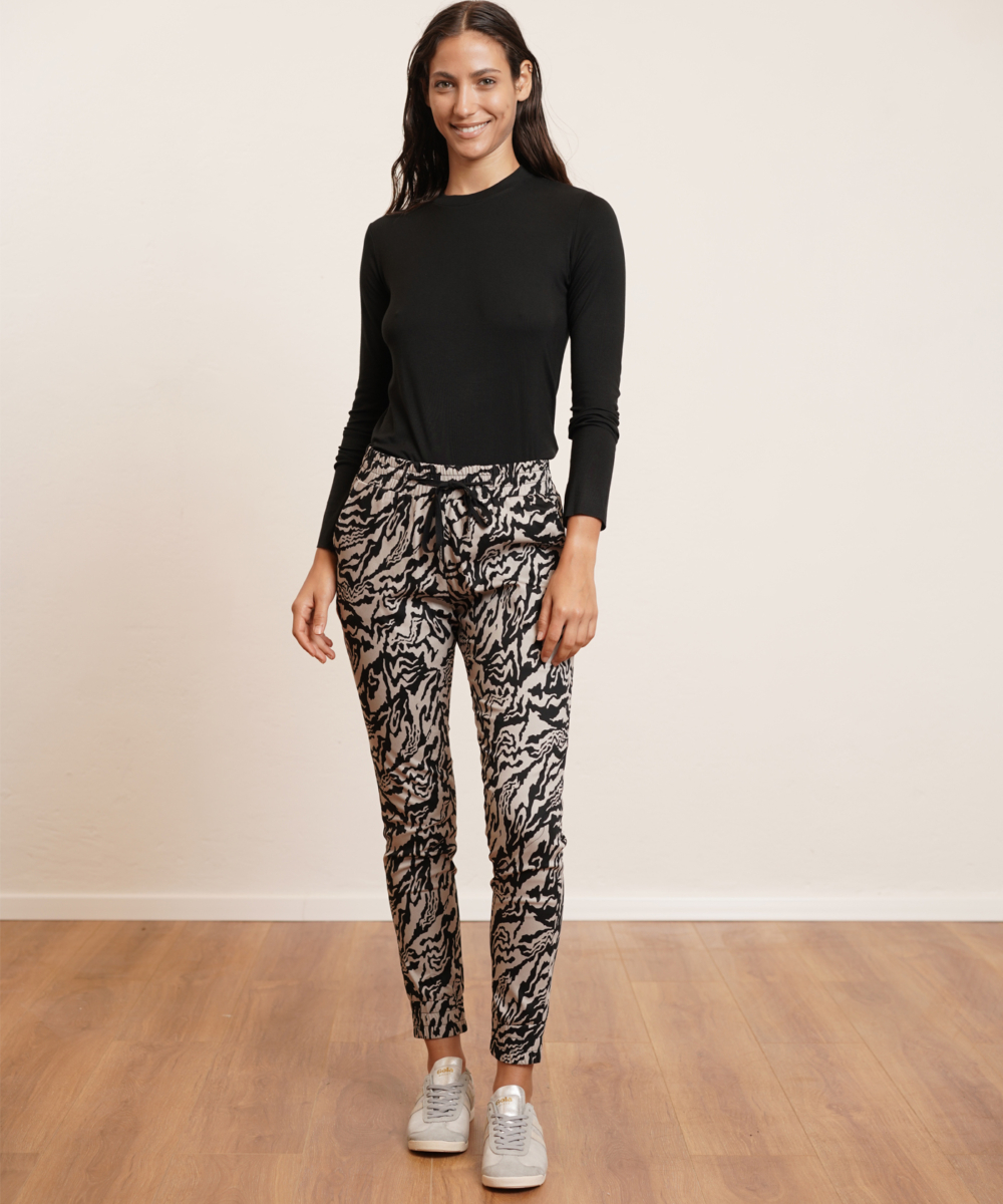 מכנסי NAEBA אפור פרינט שחור