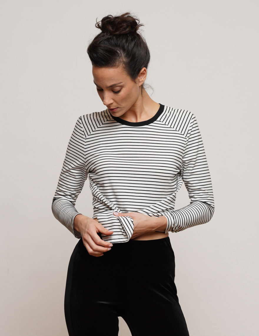 Alef Alef | אלף אלף - בגדי מעצבים | NO.16 STRIPED LONG T-SHIRT BLACK STRIPES