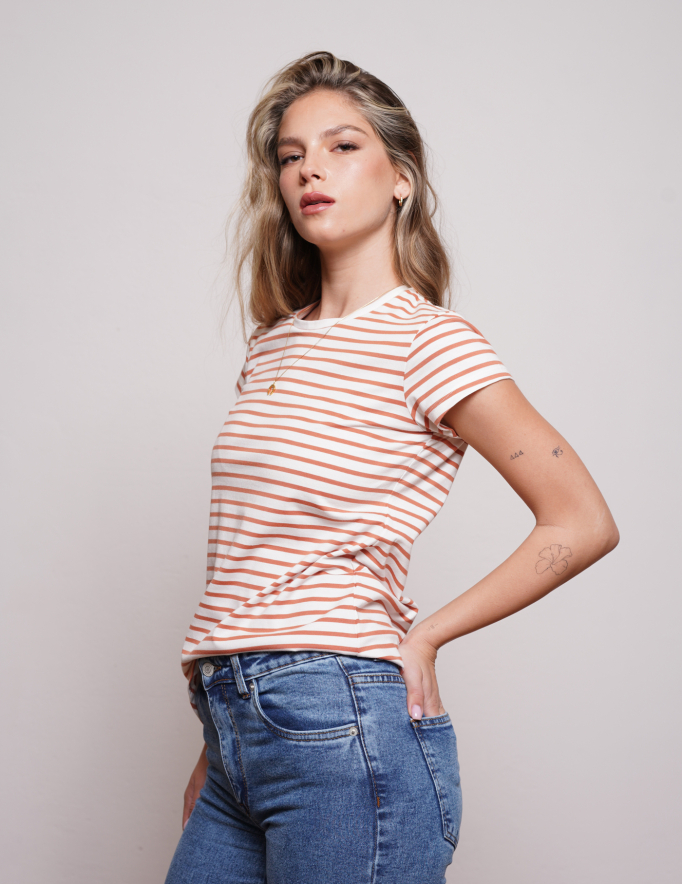 Alef Alef | אלף אלף - בגדי מעצבים | NO 14 FITTED T-SHIRT PEACH & WHITE