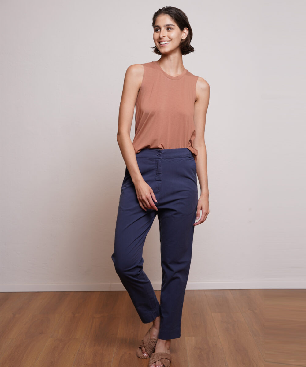 Alternative view of מכנסי  STEFANO B נייבי ווש