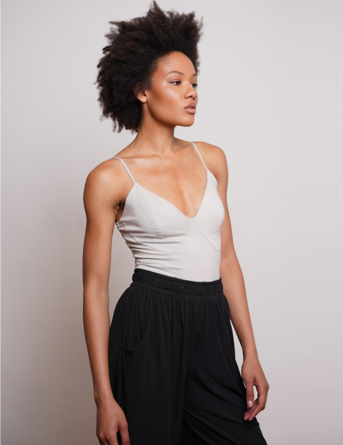 Alef Alef | אלף אלף - בגדי מעצבים | בגד גוף משולשים NO.22 אפור Alef Alef | אלף אלף - בגדי מעצבים | בגד גוף משולשים NO.22 אפור