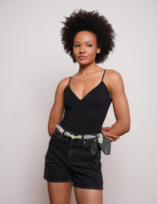 Alef Alef | אלף אלף - בגדי מעצבים | בגד גוף משולשים NO.22 שחור Alef Alef | אלף אלף - בגדי מעצבים | בגד גוף משולשים NO.22 שחור