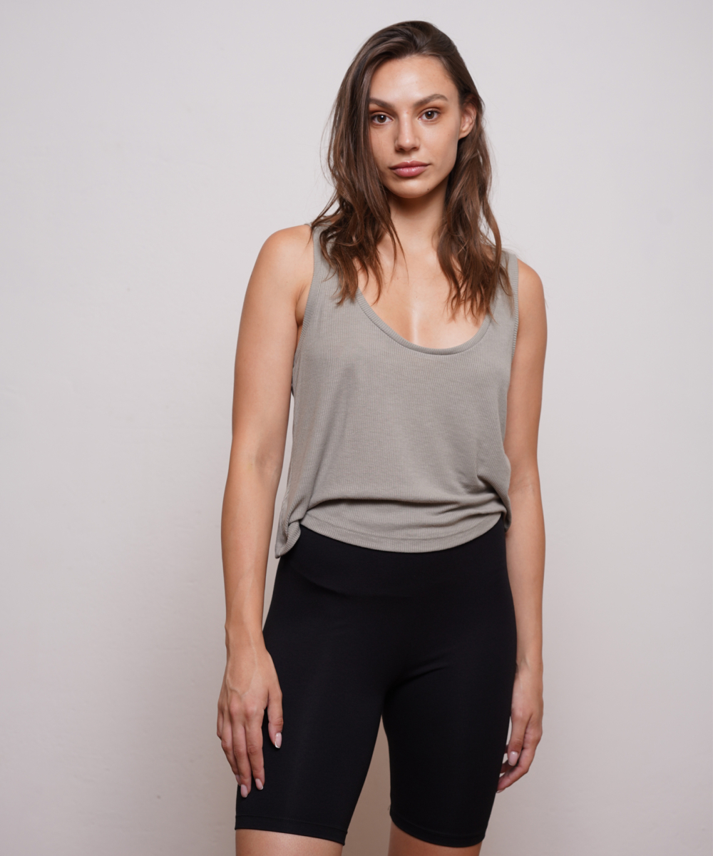 טייץ קצר שחור