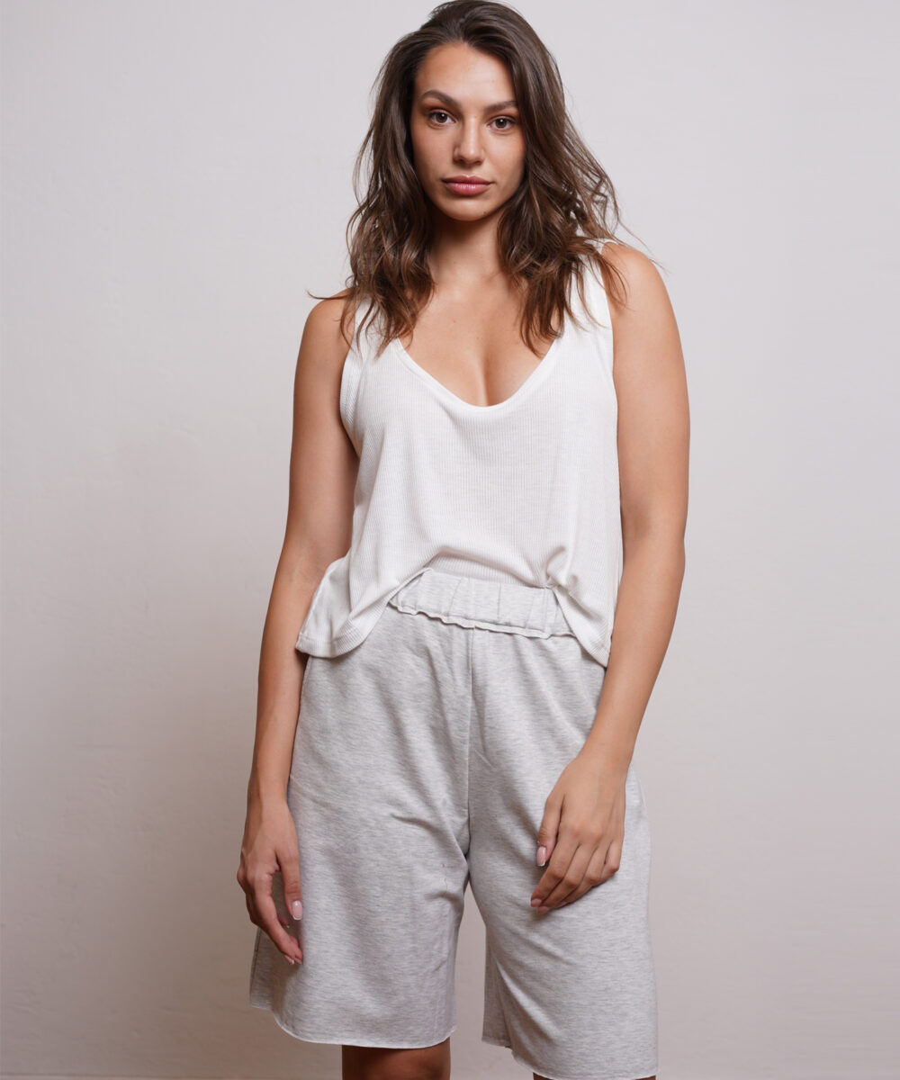 גופייה קצרה NO.18 גזרה רחבה ריב לבן