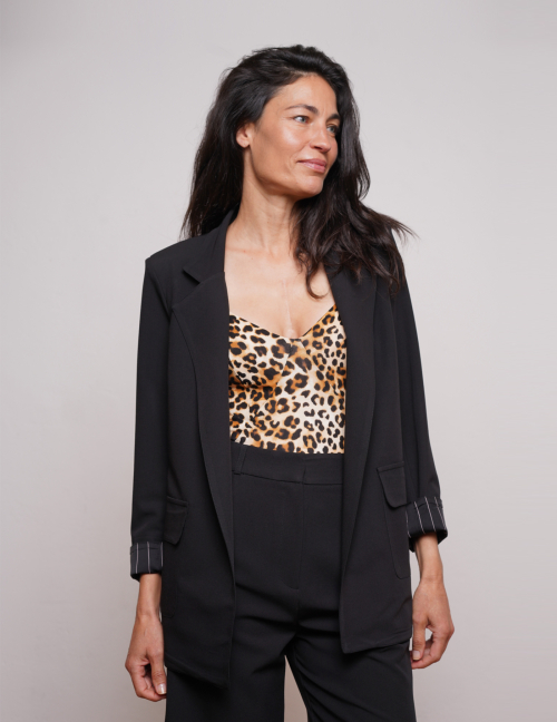 Alef Alef | אלף אלף - בגדי מעצבים | RUTH בלייזר שחור פ Alef Alef | אלף אלף - בגדי מעצבים | RUTH בלייזר שחור פ