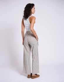 Alef Alef | אלף אלף - בגדי מעצבים | מכנסיי SIMON B נייבי פס Alef Alef | אלף אלף - בגדי מעצבים | מכנסיי SIMON B נייבי פס