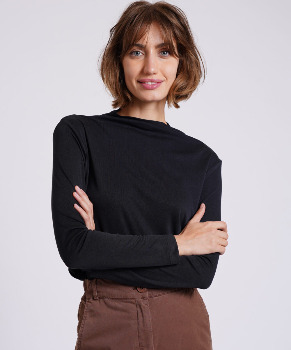 NO.9A חולצת גולף ריב שחור