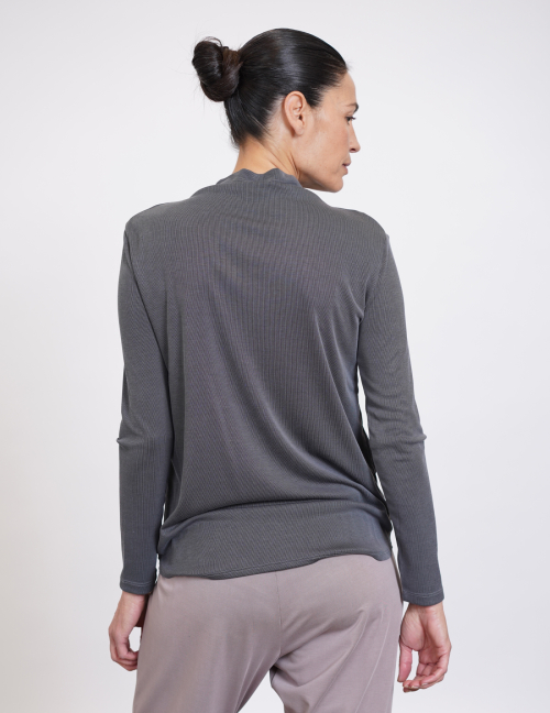 Alef Alef | אלף אלף - בגדי מעצבים | NO.9A חולצת גולף אפור ריב Alef Alef | אלף אלף - בגדי מעצבים | NO.9A חולצת גולף אפור ריב