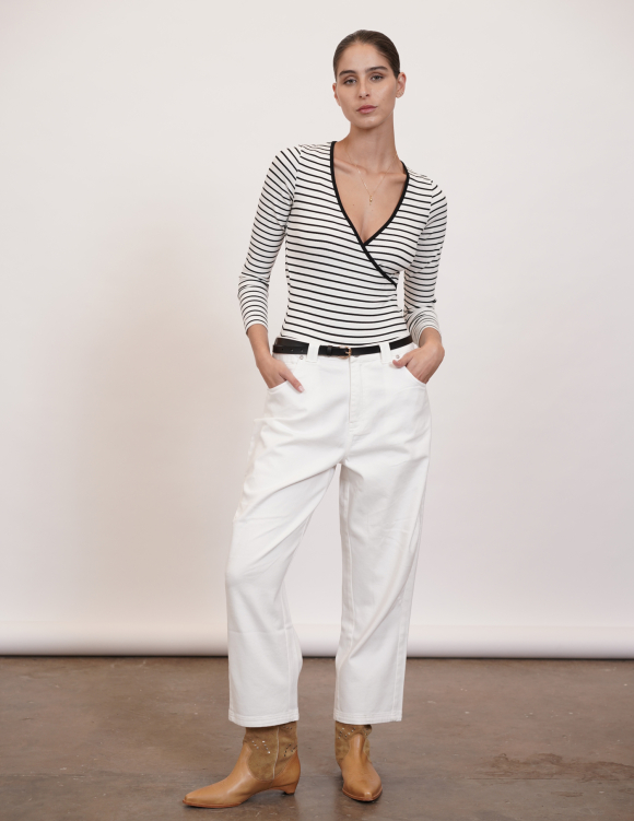 Alef Alef | אלף אלף - בגדי מעצבים | ג'ינס בלון J לבן Alef Alef | אלף אלף - בגדי מעצבים | ג'ינס בלון J לבן