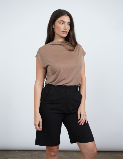 Alef Alef | אלף אלף - בגדי מעצבים | NO.39 גופיה צאוורון רבידה חמרה Alef Alef | אלף אלף - בגדי מעצבים | NO.39 גופיה צאוורון רבידה חמרה