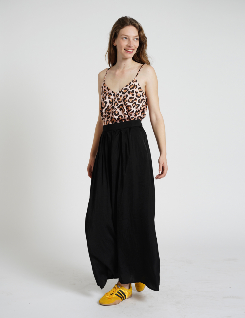 Alef Alef | אלף אלף - בגדי מעצבים | ZEHAVA גופיית סאטן ורוד חברבורות Alef Alef | אלף אלף - בגדי מעצבים | ZEHAVA גופיית סאטן ורוד חברבורות