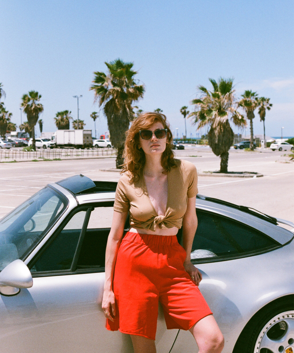 NO.23 מכנסי ברמודה אדום