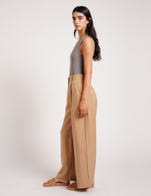 Alef Alef | אלף אלף - בגדי מעצבים | בגד גוף אפור | SAMPLE Alef Alef | אלף אלף - בגדי מעצבים | בגד גוף אפור | SAMPLE