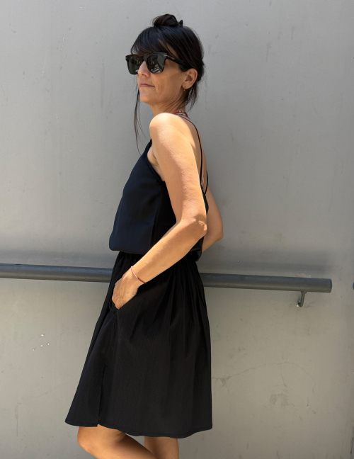 Alef Alef | אלף אלף - בגדי מעצבים | MIRI חצאית קצרה שחור Alef Alef | אלף אלף - בגדי מעצבים | MIRI חצאית קצרה שחור