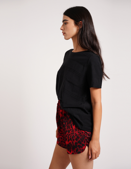 Alef Alef | אלף אלף - בגדי מעצבים | מכנסיים קצרים פרינט מנומר אדום | SAMPLE Alef Alef | אלף אלף - בגדי מעצבים | מכנסיים קצרים פרינט מנומר אדום | SAMPLE