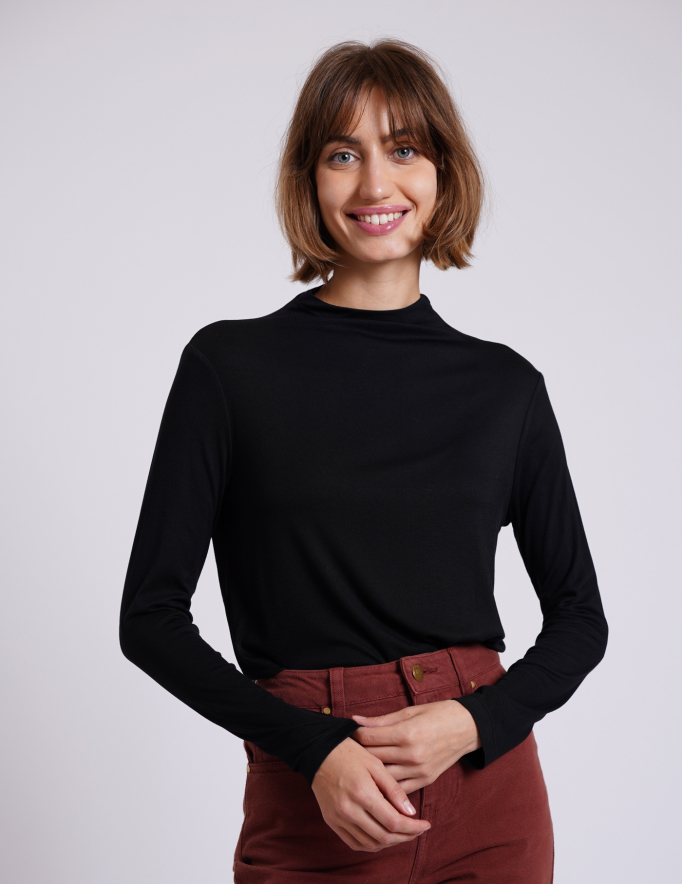 Alef Alef | אלף אלף - בגדי מעצבים | NO.49 טי שרט צווארון גבוה שחור