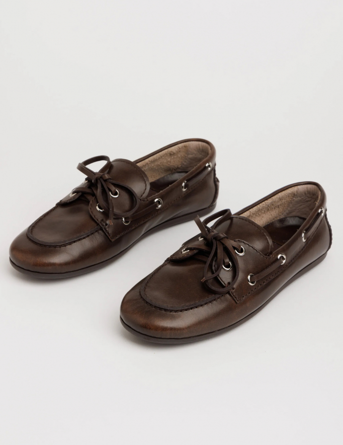 Alef Alef | אלף אלף - בגדי מעצבים | נעלי מוקסין מעור BOAST חומות Alef Alef | אלף אלף - בגדי מעצבים | נעלי מוקסין מעור BOAST חומות