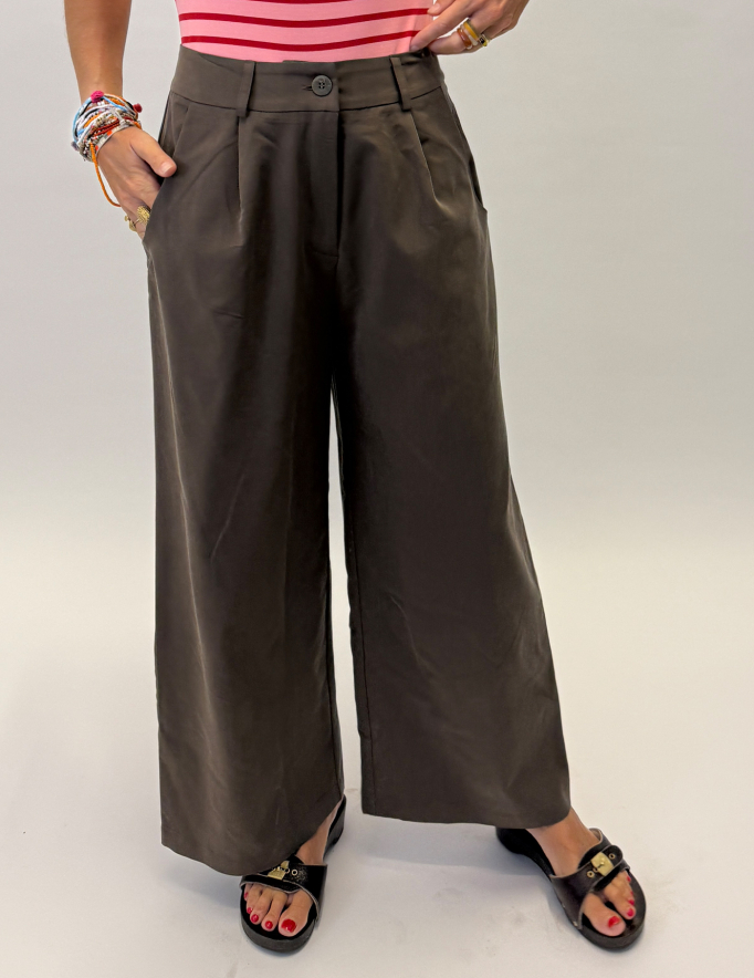 Alef Alef | אלף אלף - בגדי מעצבים | מכנס מחוייט חום| SAMPLE Alef Alef | אלף אלף - בגדי מעצבים | מכנס מחוייט חום| SAMPLE