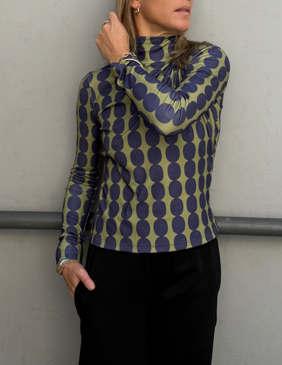 Alef Alef | אלף אלף - בגדי מעצבים | NO.54 חולצת גולף ירוק נייבי