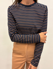 Alef Alef | אלף אלף - בגדי מעצבים | NO.16A טי שירט ארוכה פס מוקה דק Alef Alef | אלף אלף - בגדי מעצבים | NO.16A טי שירט ארוכה פס מוקה דק