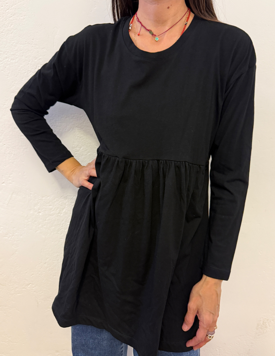 Alef Alef | אלף אלף - בגדי מעצבים | חולצת מלמלה שחורה | SAMPLE