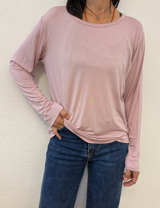 Alef Alef | אלף אלף - בגדי מעצבים | חולצה ורדרדה | SAMPLE