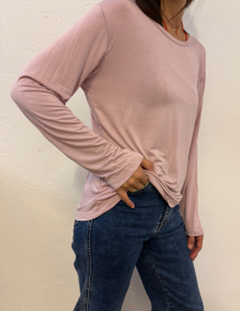 Alef Alef | אלף אלף - בגדי מעצבים | חולצה ורדרדה | SAMPLE