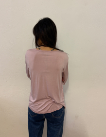 Alef Alef | אלף אלף - בגדי מעצבים | חולצה ורדרדה | SAMPLE