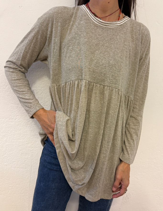 Alef Alef | אלף אלף - בגדי מעצבים | חולצת מלמלה אפורה | SAMPLE