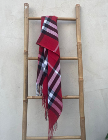 Alef Alef | אלף אלף - בגדי מעצבים | צעיף משבצות אדום Alef Alef | אלף אלף - בגדי מעצבים | צעיף משבצות אדום