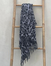 Alef Alef | אלף אלף - בגדי מעצבים | צעיף מנומר אפור