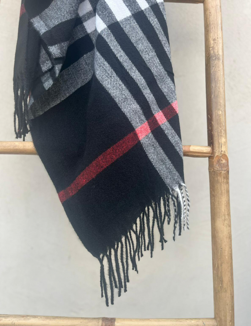 Alef Alef | אלף אלף - בגדי מעצבים | צעיף משבצות שחור