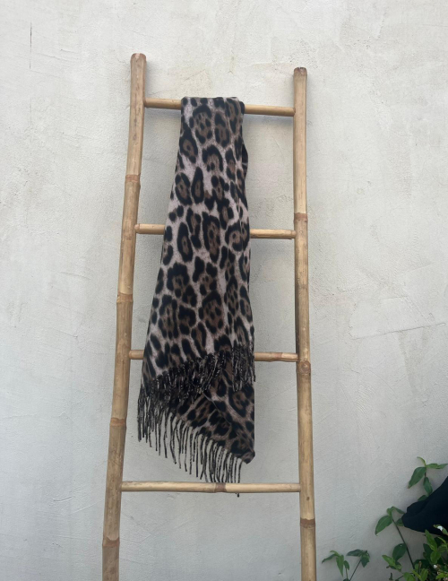 Alef Alef | אלף אלף - בגדי מעצבים | צעיף מנומר בהיר Alef Alef | אלף אלף - בגדי מעצבים | צעיף מנומר בהיר