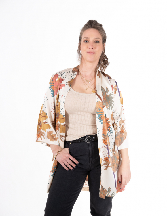 Alef Alef | אלף אלף - בגדי מעצבים | קימונו RISE שמנת פרחים (בד סאטן) Alef Alef | אלף אלף - בגדי מעצבים | קימונו RISE שמנת פרחים (בד סאטן)