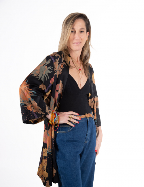 Alef Alef | אלף אלף - בגדי מעצבים | קימונו RISE פרחים שחור (בד סאטן) Alef Alef | אלף אלף - בגדי מעצבים | קימונו RISE פרחים שחור (בד סאטן)