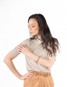 Alef Alef | אלף אלף - בגדי מעצבים | NO.8A חולצת חצי גולף אבן Alef Alef | אלף אלף - בגדי מעצבים | NO.8A חולצת חצי גולף אבן