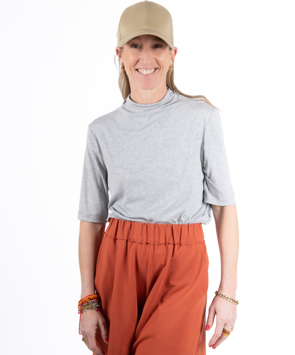 NO.8A חולצת חצי גולף אפור חלק