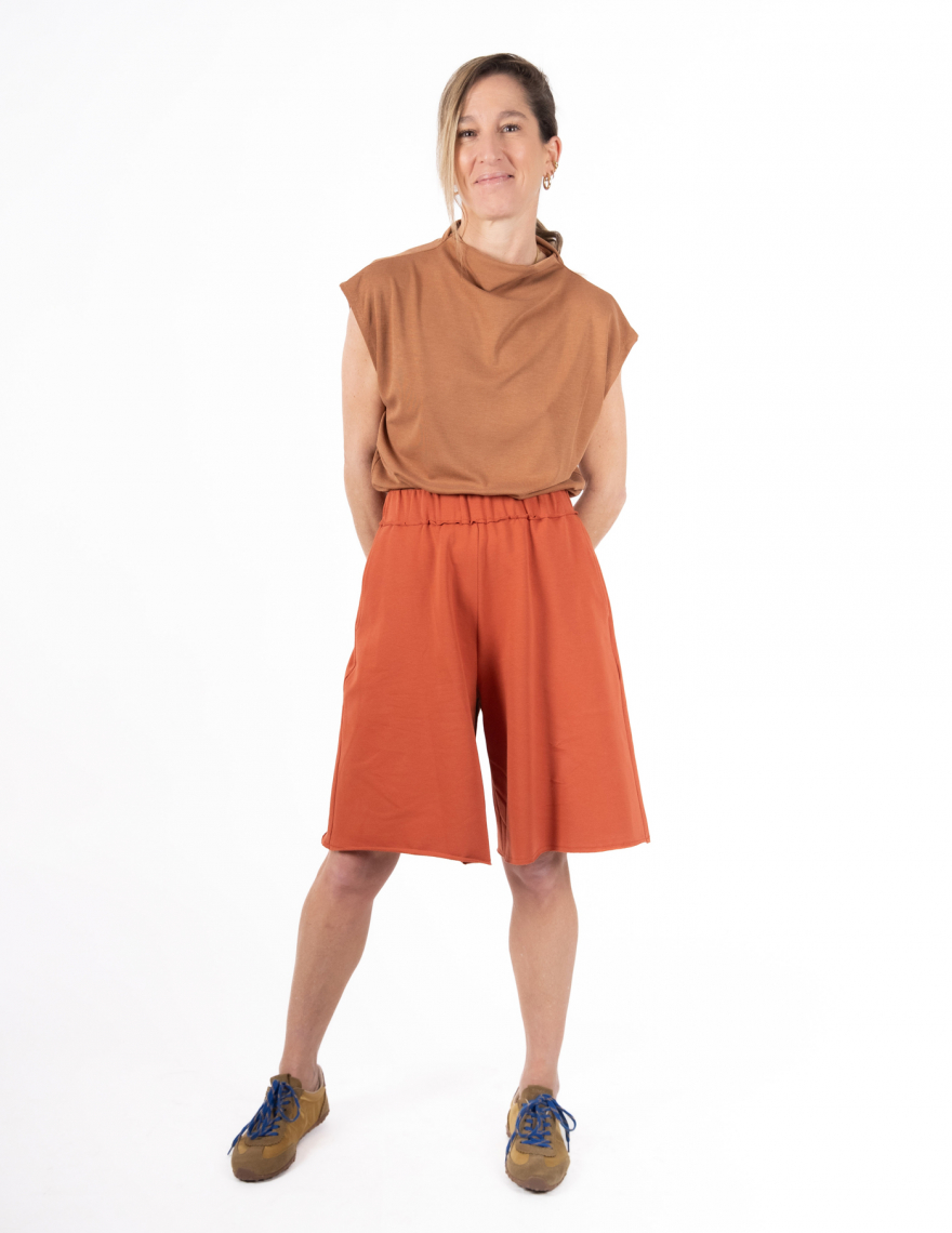 Alef Alef | אלף אלף - בגדי מעצבים | NO.23 מכנס ברמודה חמרה