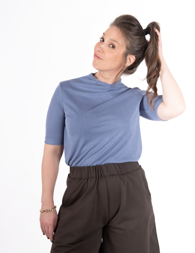 Alef Alef | אלף אלף - בגדי מעצבים | NO.8A חולצת חצי גולף כחול